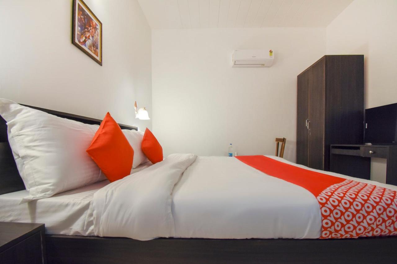 Oyo 75460 Sky High Residency Hotel Ludhiana Exterior foto