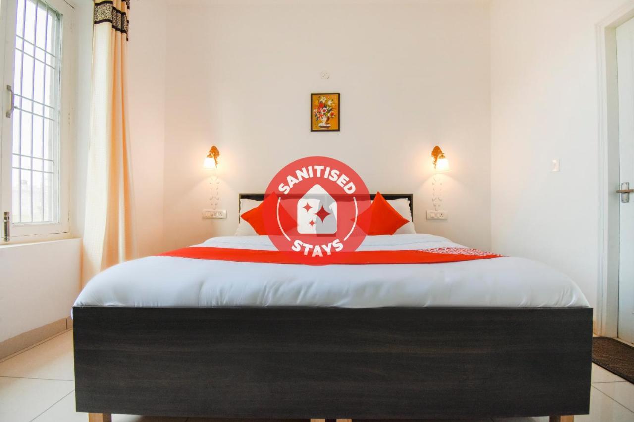Oyo 75460 Sky High Residency Hotel Ludhiana Exterior foto